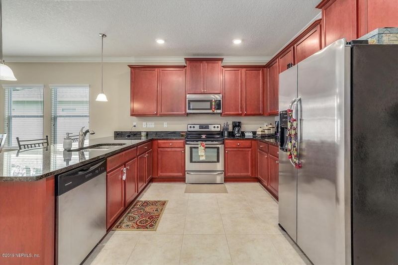 9010 Marsden St, Jacksonville, FL 32211