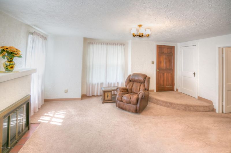9017 6th Ave, Jacksonville, FL 32208