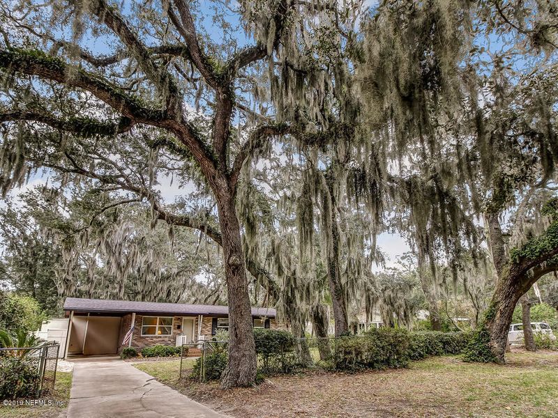 902 Stanley Dr, Fernandina Beach, FL 32034