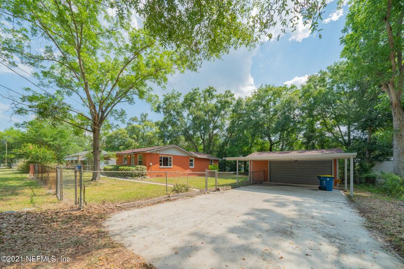 9030 Monroe Ave, Jacksonville, FL 32208