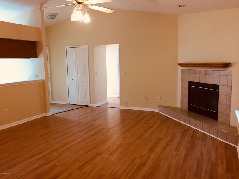 9031 Berens St, Jacksonville, FL 32210
