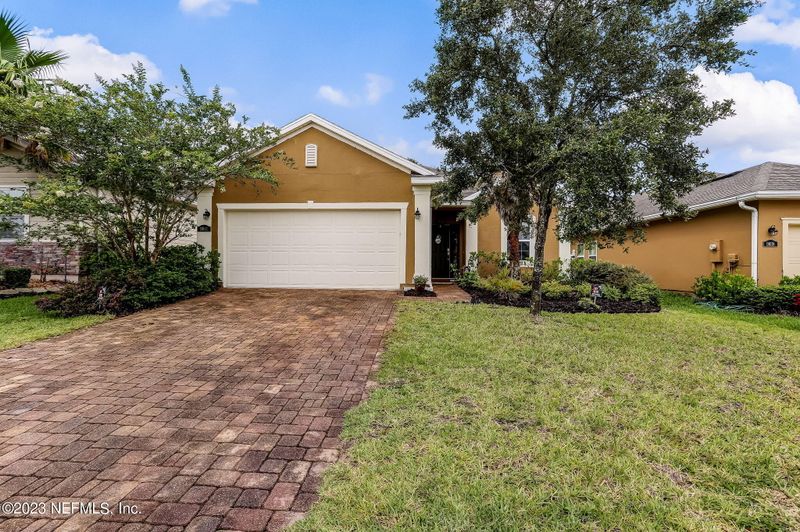 9044 Devon Pines Dr, Jacksonville, FL 32211