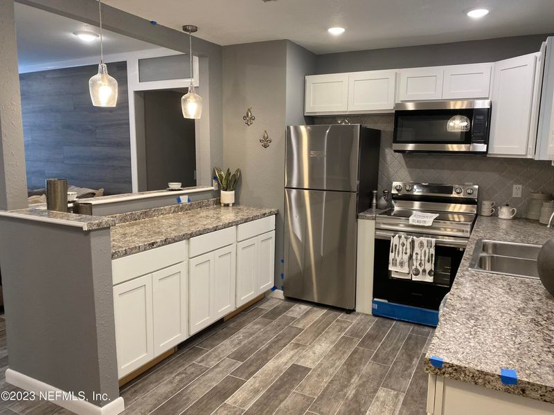 9047 Sibbald Rd, Jacksonville, FL 32208