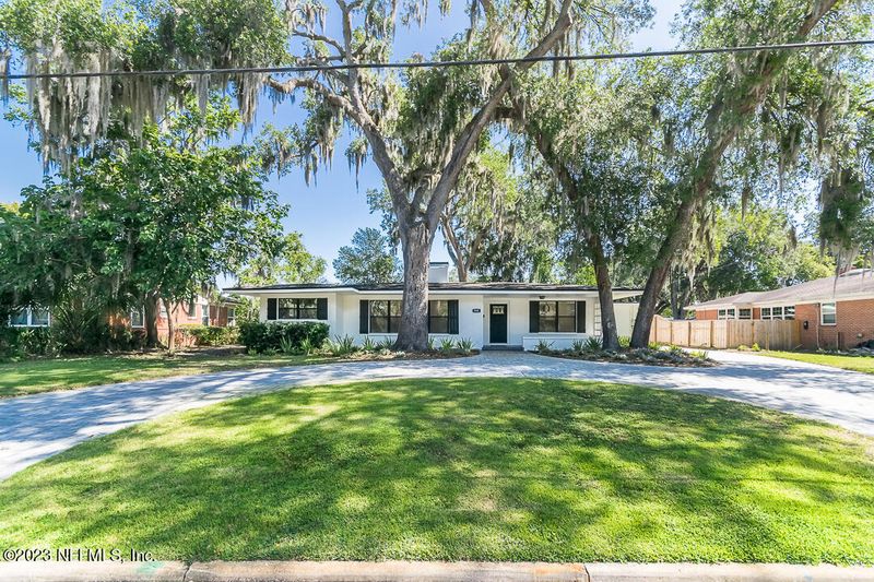 905 Waterman Rd S, Jacksonville, FL 32207