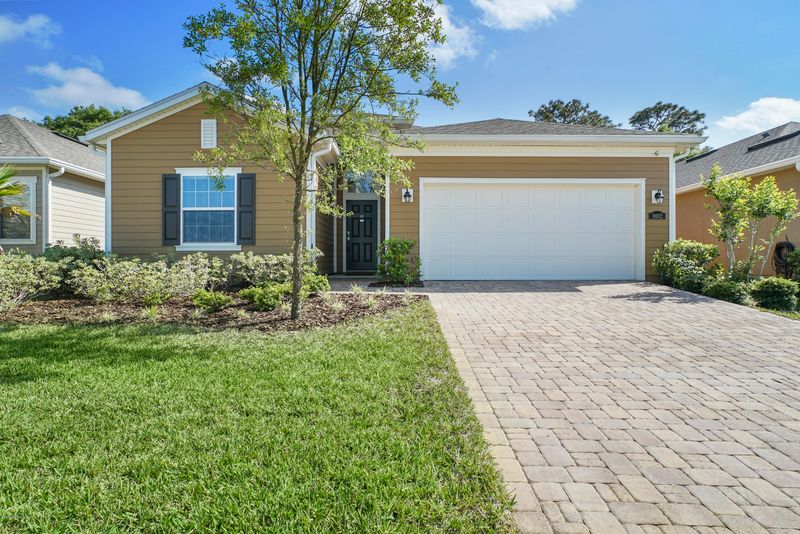 9062 Devon Pines Dr, Jacksonville, FL 32211