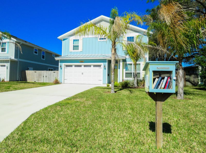 907 8th Ave N, Jacksonville Beach, FL 32250