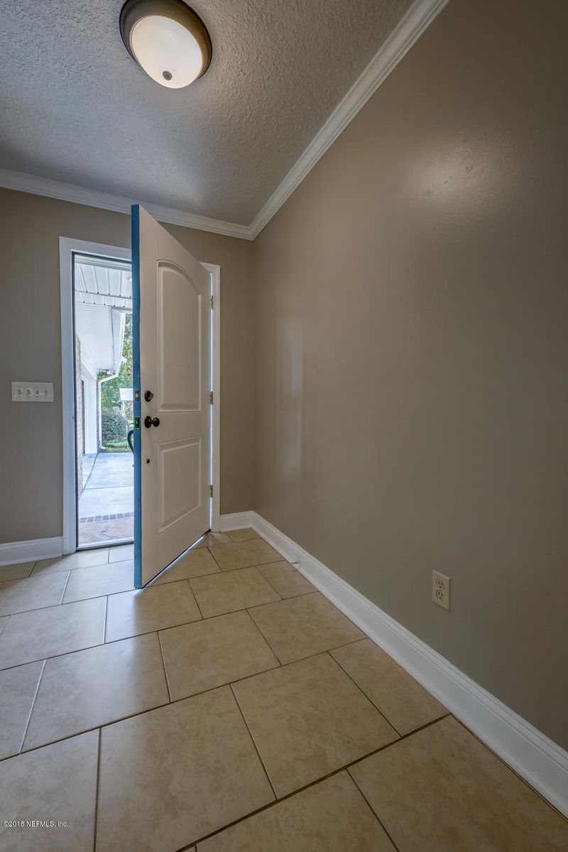 9073 Moorgate Ct, Jacksonville, FL 32257