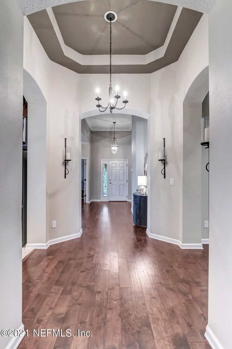 909 Gallier Pl, St Johns, FL 32259