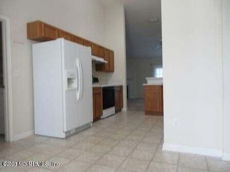 909 Mackinaw Trl, St Augustine, FL 32092