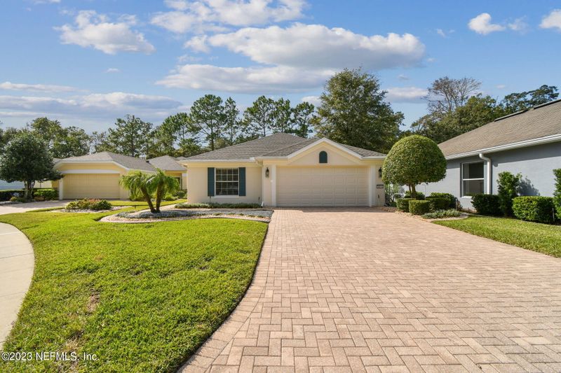 9094 Honeybee Ln, Jacksonville, FL 32256
