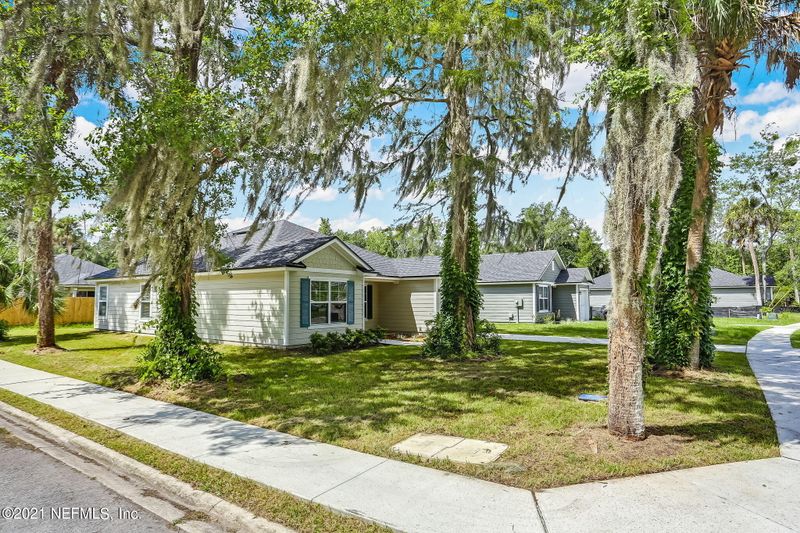 911 Bay St, Green Cove Springs, FL 32043