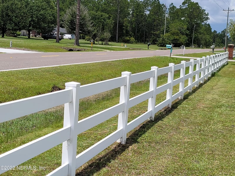 9114 Ford Rd, Bryceville, FL 32009