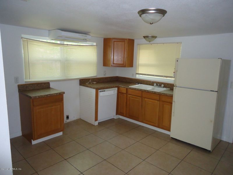 9126 Jasper Ave, Jacksonville, FL 32211