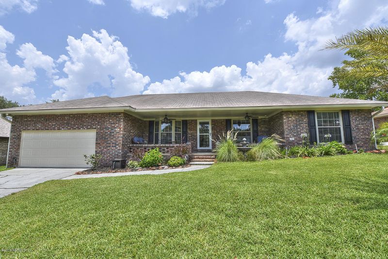 913 Longridge Ct, Orange Park, FL 32065