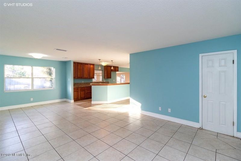 914 5th St, Neptune Beach, FL 32266