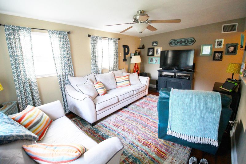 9146 Wollitz Pz, Jacksonville, FL 32220