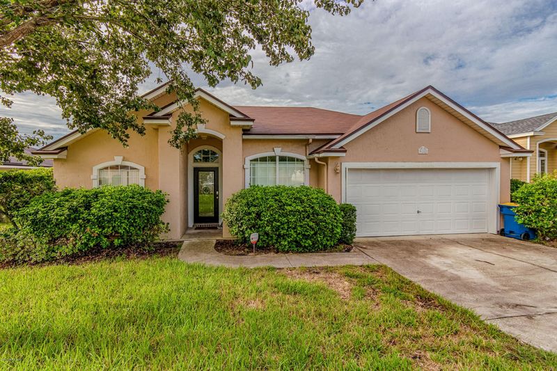 9152 Ridge Brier Ln, Jacksonville, FL 32225