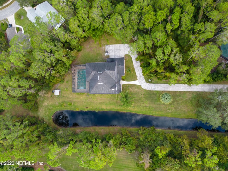 9153 Timberlin Lake Rd, Jacksonville, FL 32256