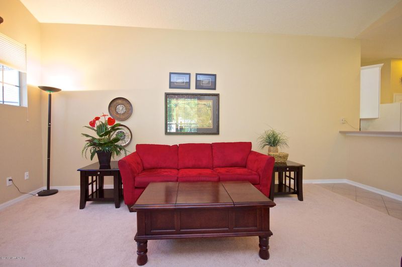9162 Timbermill Ct, Jacksonville, FL 32256