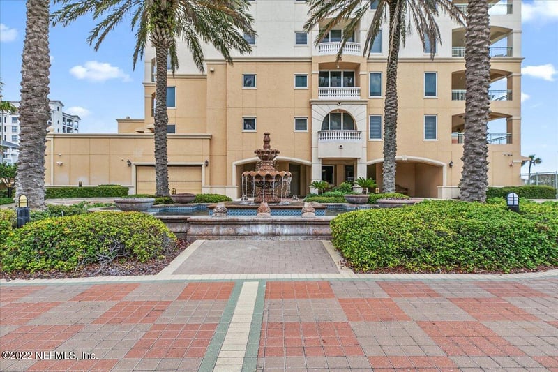 917 1st St S #201, Jacksonville Beach, FL 32250