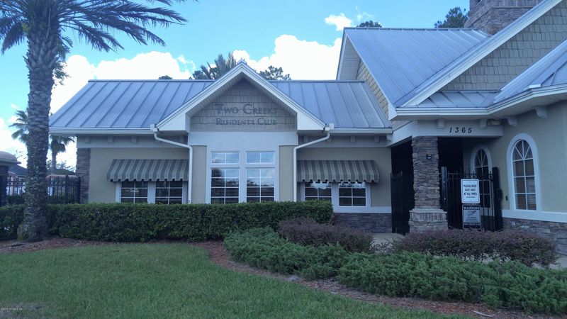 917 Raindrop Ln, Middleburg, FL 32068