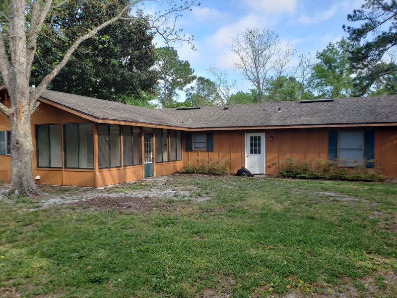 9174 Fish Rd, Jacksonville, FL 32220