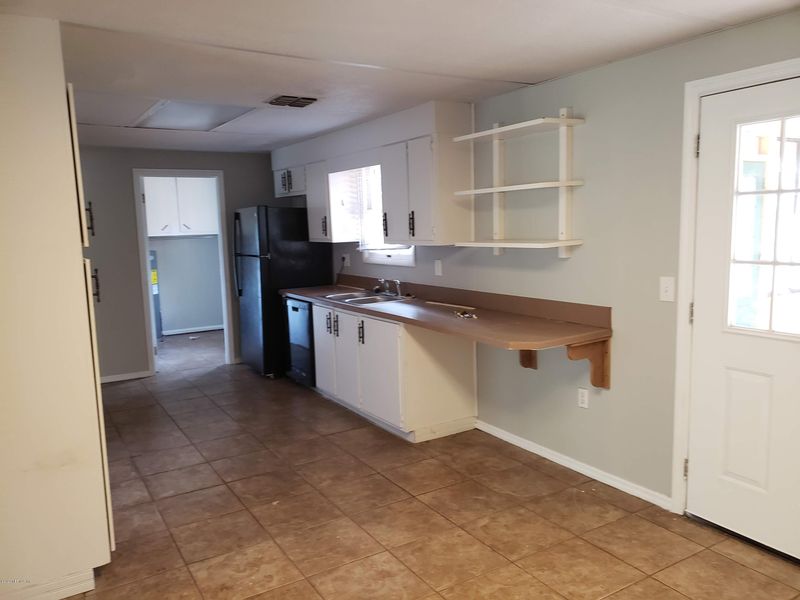 9174 Fish Rd, Jacksonville, FL 32220