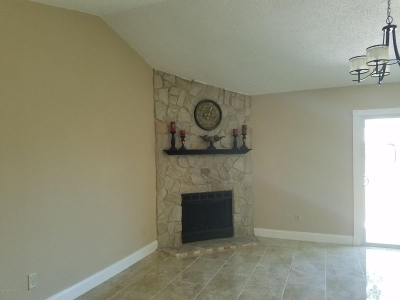 919 Aries Rd, Jacksonville, FL 32216