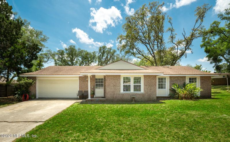 919 Neptune Cir, Neptune Beach, FL 32266