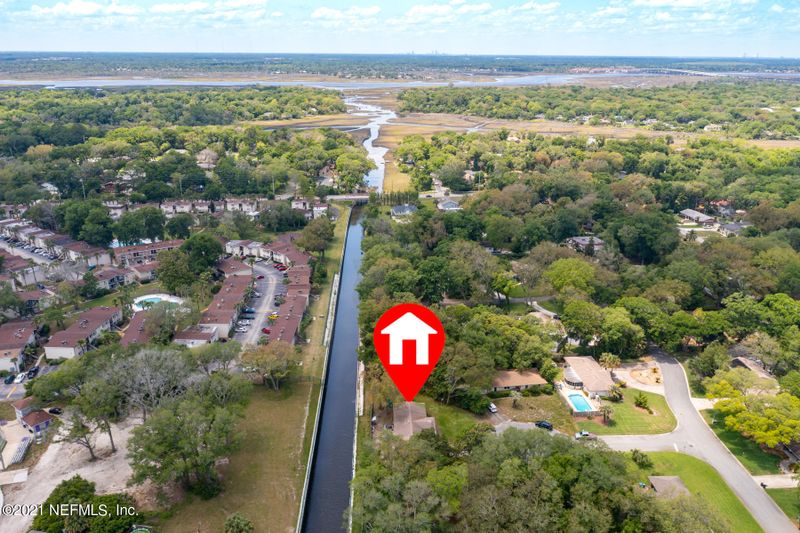 919 Neptune Cir, Neptune Beach, FL 32266