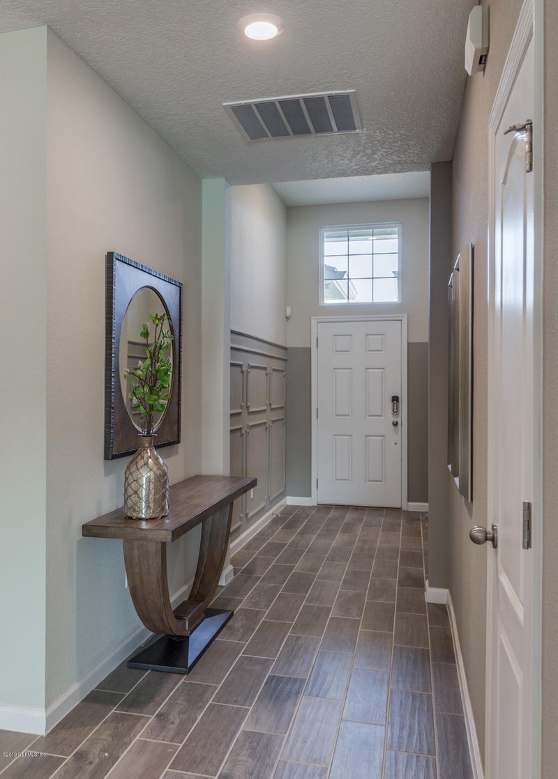 9198 Gilmore Grove Way, Jacksonville, FL 32211