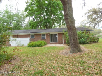 921 Grape Ln, Jacksonville, FL 32259