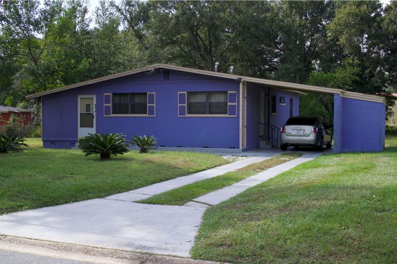 9216 Altamont Ave W, Jacksonville, FL 32208