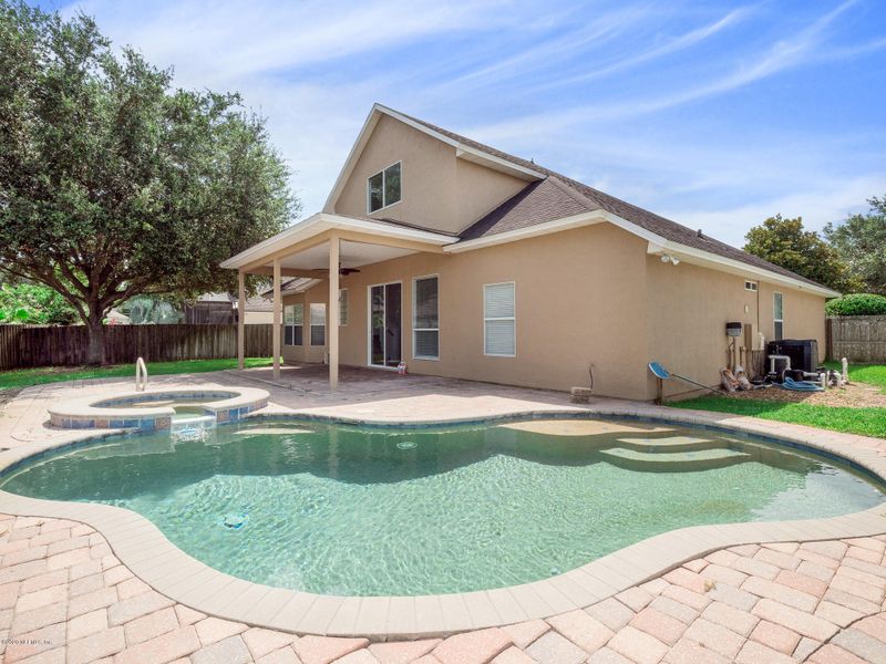924 Weybridge Ln, Ponte Vedra, FL 32081
