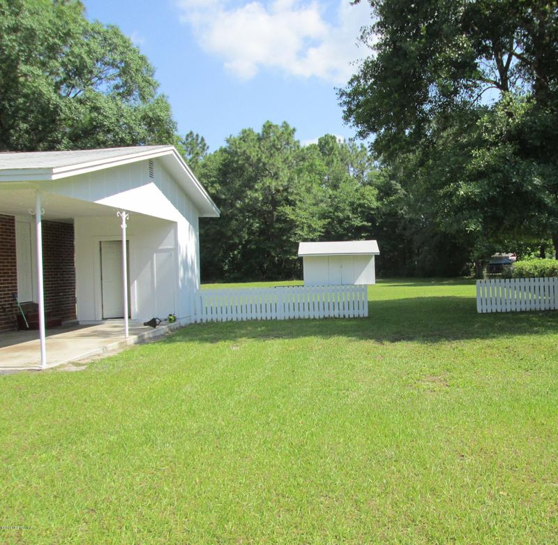 9251 Sandler Rd, Jacksonville, FL 32222