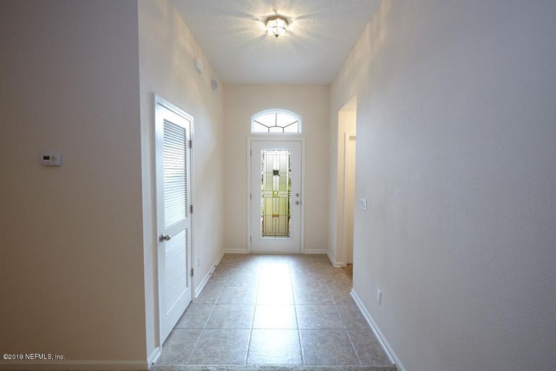9252 Zephyr Lily Ln, Jacksonville, FL 32219