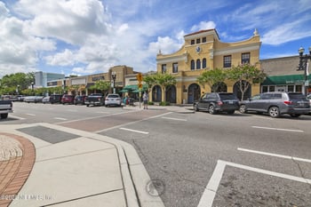 927 Arbor Ln, Jacksonville, FL 32207