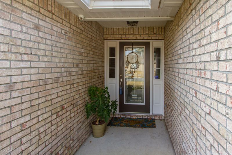 9270 Redtail Dr, Jacksonville, FL 32222