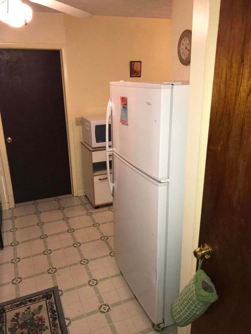 9270 Sibbald Rd, Jacksonville, FL 32208