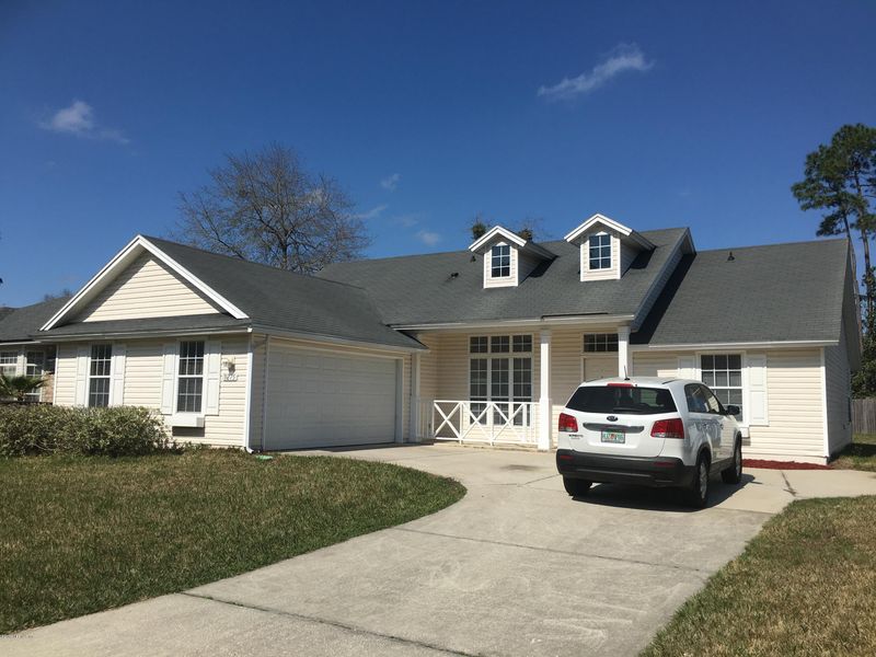 9275 Whisper Glen Dr, Jacksonville, FL 32222