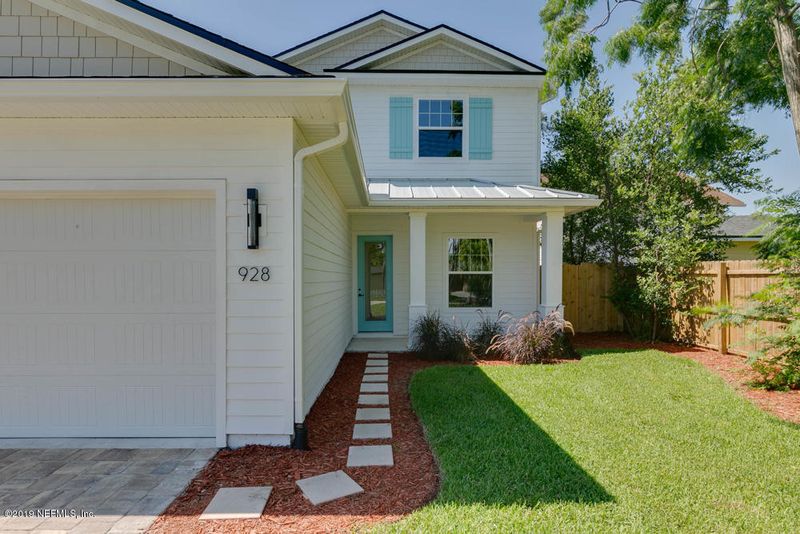 928 3rd Ave N, Jacksonville Beach, FL 32250