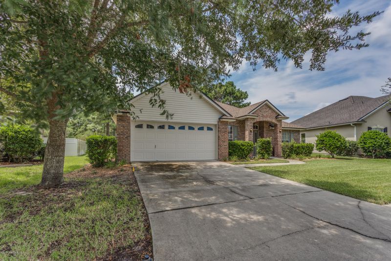 928 Waverly Bluff Ct, Orange Park, FL 32065