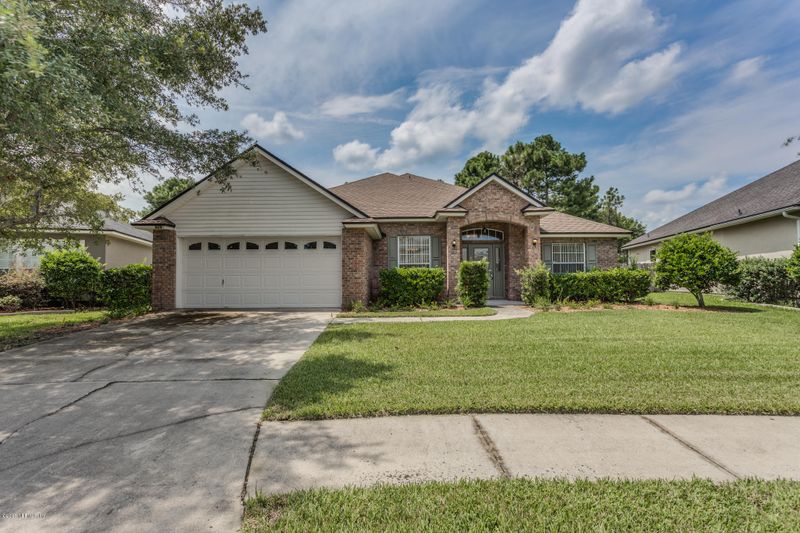 928 Waverly Bluff Ct, Orange Park, FL 32065