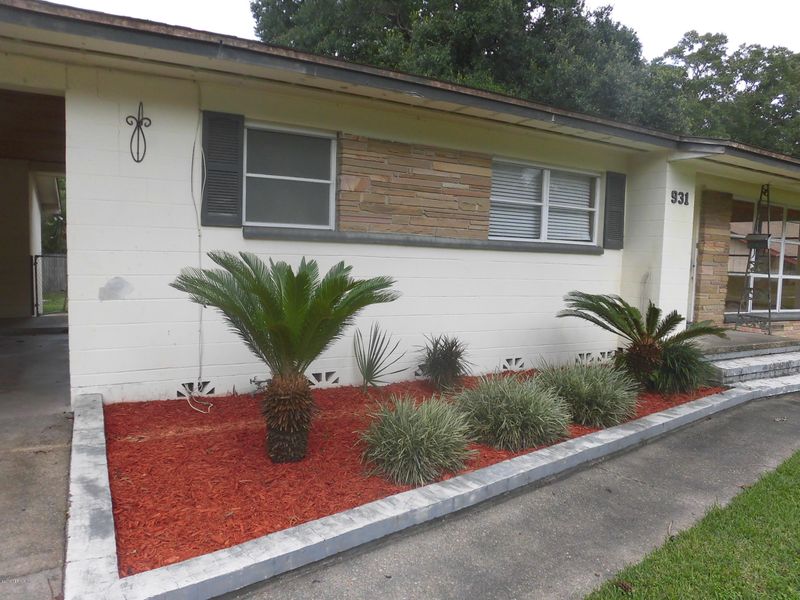 931 Overlook Dr, Jacksonville, FL 32211