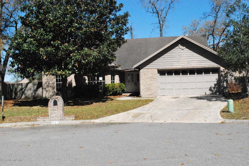 931 Shortridge Ct, Orange Park, FL 32065