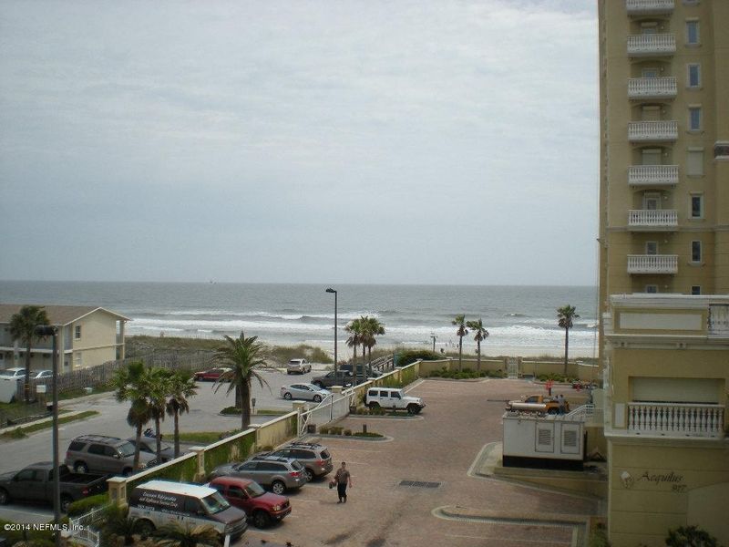 932 1st St N #402, Jacksonville Beach, FL 32250