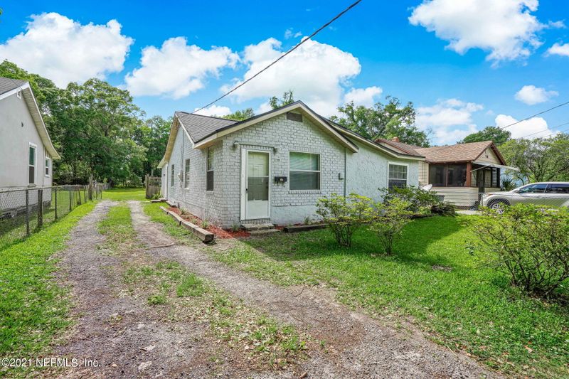 932 Huron St, Jacksonville, FL 32254
