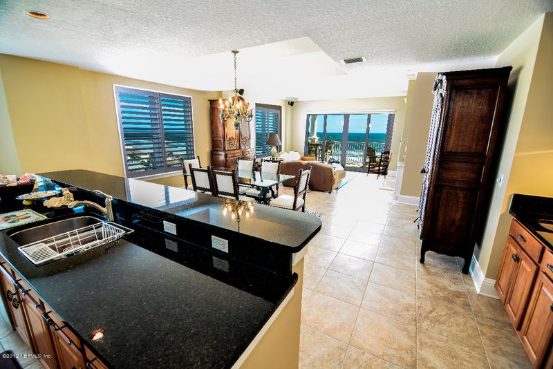 932 N 1st St #803, Jacksonville Beach, FL 32250