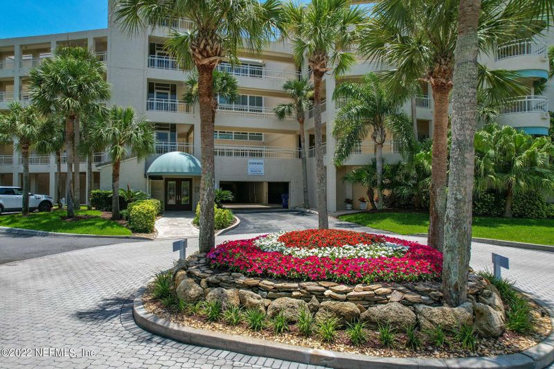 932 Spinnakers Reach Dr, Ponte Vedra Beach, FL 32082