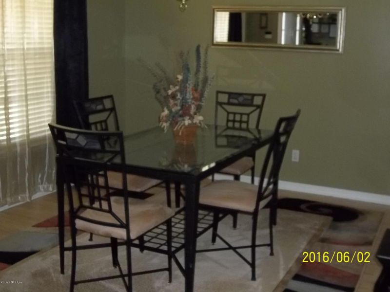 9342 Picarty Dr, Jacksonville, FL 32244